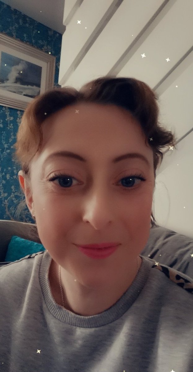 CharleneWhile's tweet photo. @ChelleMel47 @Ballstocancer @reallorraine @Martina @midgeure1 @SBCSG_FB @colinmcfarlane @bcbuk3 @SaHall10 @kylieminogue @LindaNolan_ @hollywills Let's wear lippy #lippy 💄#breastcancer 👄 https://t.co/fDeBhJ2Dz5