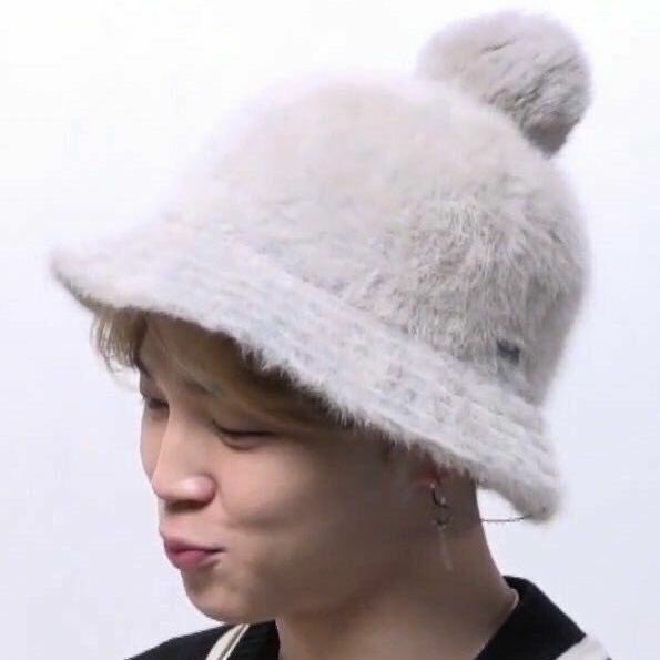 Чимини – самый маленький малыш ever😇
#bts #jimin https://t.co/IUIe349ZjS