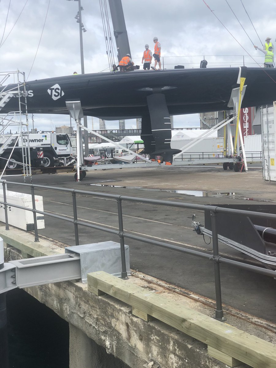 VlasblomJ's tweet photo. #Ks1 #FirstKiwiSpaceMAN #KiwiSteve is Also a #FlyingDutchman & a #YachtsMan At 17 I owed my #FirstYacht #Emjay #28footer my #yachts have just gotten #larger If you can #build this In Auckland #NewZealand ๐ณ๐ฟ you can Build #SpacePlanes #KiwiAeroSpace @TeamPenske will get Her #Fixed https://t.co/cE9KZGtQ3D