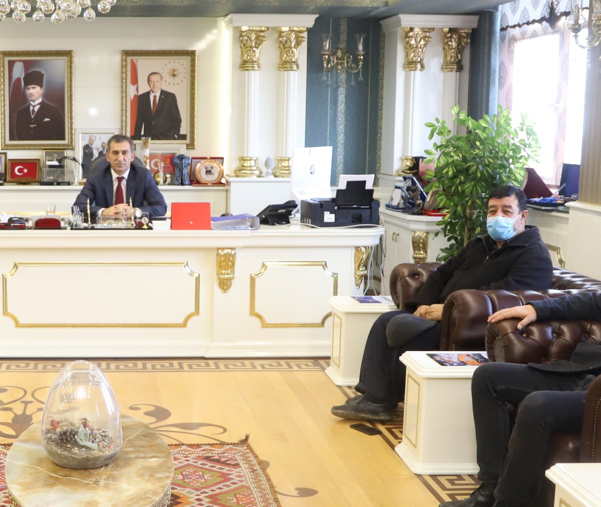 Dava arkadaşımız, kıymetli  abimiz Fevzi Erdoğan'ın vefatını büyük  üzüntü  ile öğrendim. Değerli büyüğümüz Fevzi Erdoğan'a  Allah'tan rahmet, ailesi ve yakınlarına sabırlar dilerim. 
Başımız  sağ olsun.