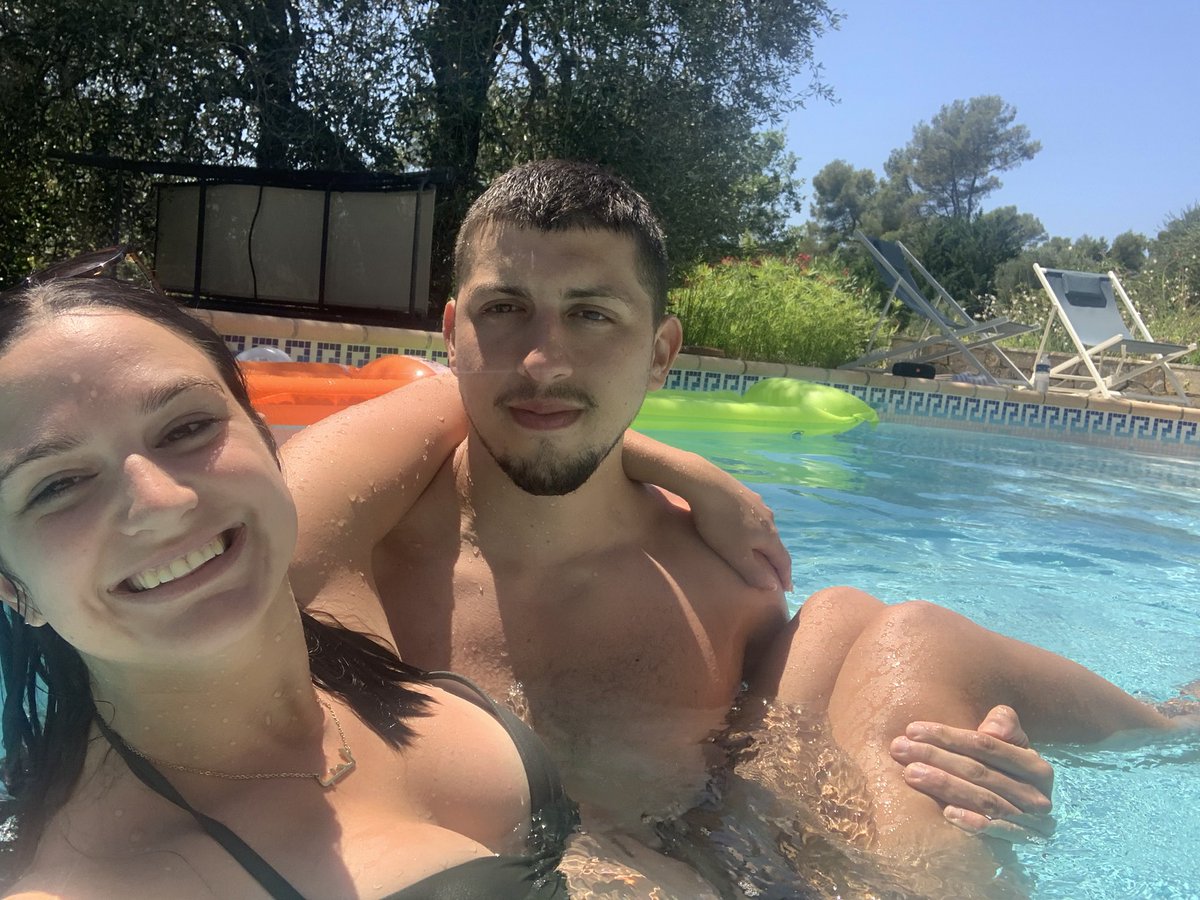 SamynEllen's tweet image. 