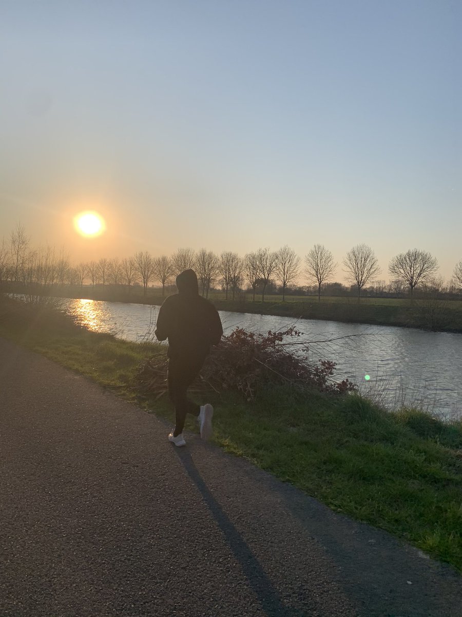 SamynEllen's tweet image. 