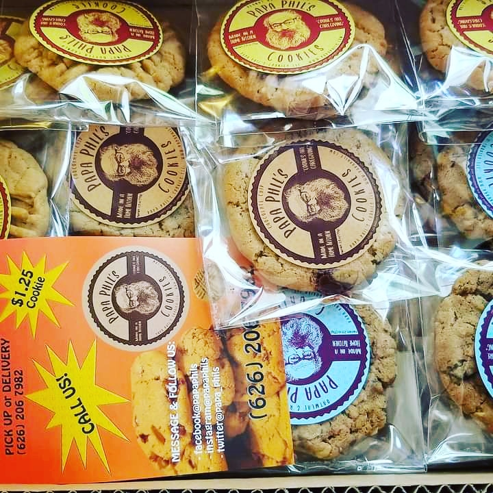 papa_phils's tweet photo. Want Gourmet Cookies...? No need to leave the house. Order for delivery here --> https://t.co/C1tQr9SDcK 
16 cookies of any combo you want just $20.
No contact No problem!
#Delivery #orderonline #EagleRock #papaphils #foodie #GlassellPark #Gourmet #HomeKitchen #Cookies https://t.co/IGIxtasxGr