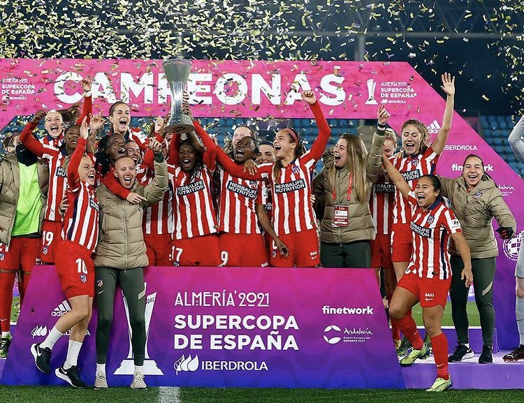 La colomenca Laia Alexandri <a href="/laiaaleixandri/">LAIA ALEIXANDRI</a> es proclama
Campiona amb el seu equip l’Atlètic de Madrid de la supercopa 🇪🇸  #almeria2021 moltes felicitats 🏆💪🏽! #esportfemení 💜
