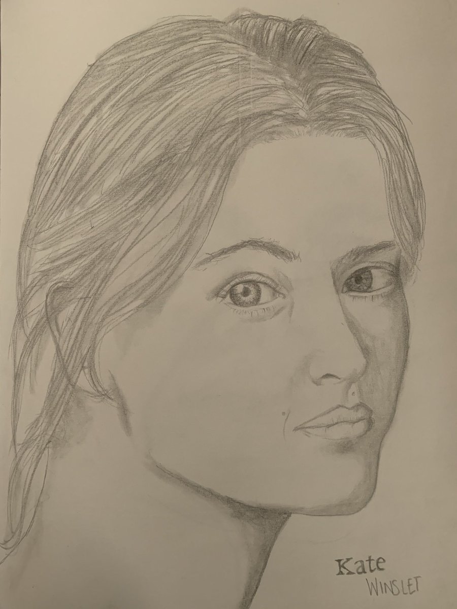 soniavasquezart's tweet photo. Drawing at 16 👀           Drawing at 27 👁 https://t.co/4L9ZoqBug6