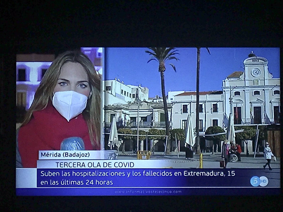<a href="/malbendea/">María Albendea</a> informando sobre la tercera ola en la region extremeña <a href="/informativost5/">Informativos Telecinco</a> #Domingo