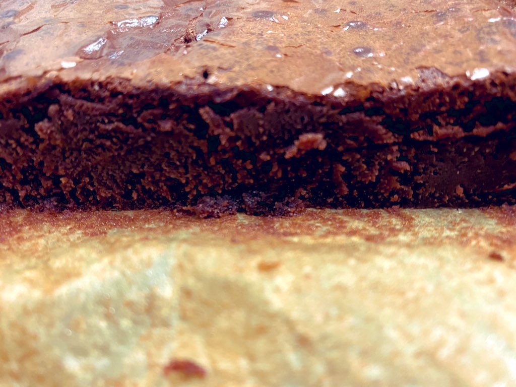 Choc brownie from <a href="/Jodiewalsh27/">Jodie Walsh</a> 9.4/10 mega stuff. Melt in the mouth delicious. Lump of <a href="/Roddas_Cream/">Rodda's Cream</a> clotted. Solid ending #Burfday #Winning