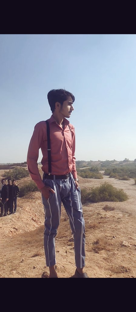 MusawirJani's tweet photo. During Shooting some shots 😍@humtv @Humtvnetwork @ahmedaliB @Salman_ARY @aryzindagipk @HarPalGeoTv @DJDRAMA @HarPalGeoTv @GulahmedFashion #actorslife @mayaali07 @DunyaNews @hannahbrown @ferozekhaan @TheActorsFund  @GeoFilms_Geo @HUMFilms @iamhumayunsaeed https://t.co/2QgoRRgDi7