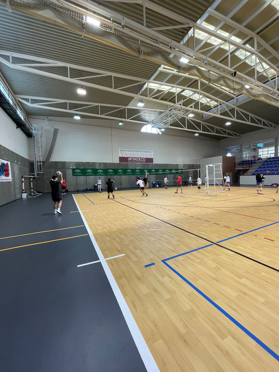 🏐Primer derbi de la liga cadete entre ADECOR Azul y ADECOR Amarillo, partido muy disputado por parte de ambos equipos que cae a favor del Amarillo por un 3-0 ☑️

El cadete ADECOR ha jugado su partido contra <a href="/salesvoleibol/">CD SALESIANOS VOLEIBOL CORDOBA</a> masculino con resultado favorable para ellos por 0-3