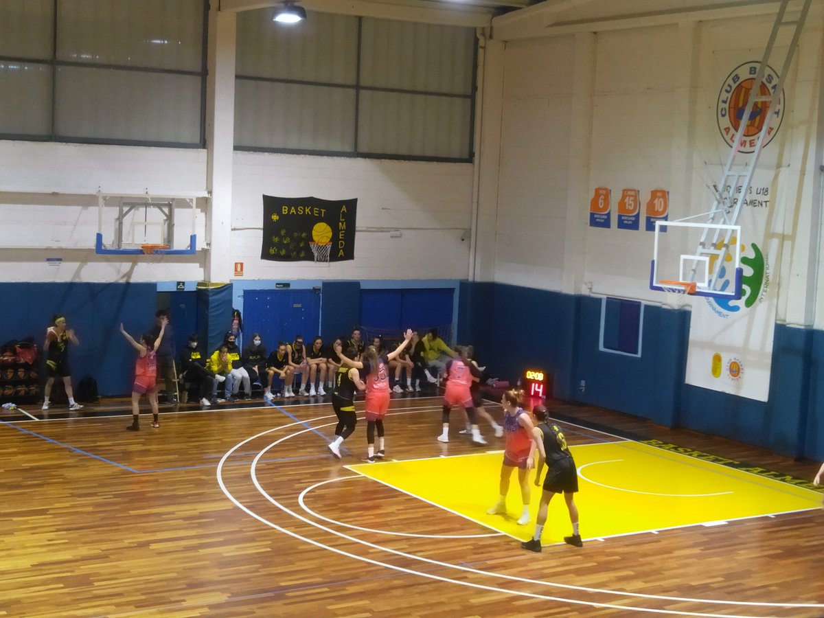 <a href="/BasketAlmeda/">Club Basket Almeda</a> Al loro! que ja començo a creure que si sóc talismà! També és cert que jugant així no cal talismà ni punyetes! Felicitats a tot l'equip!
