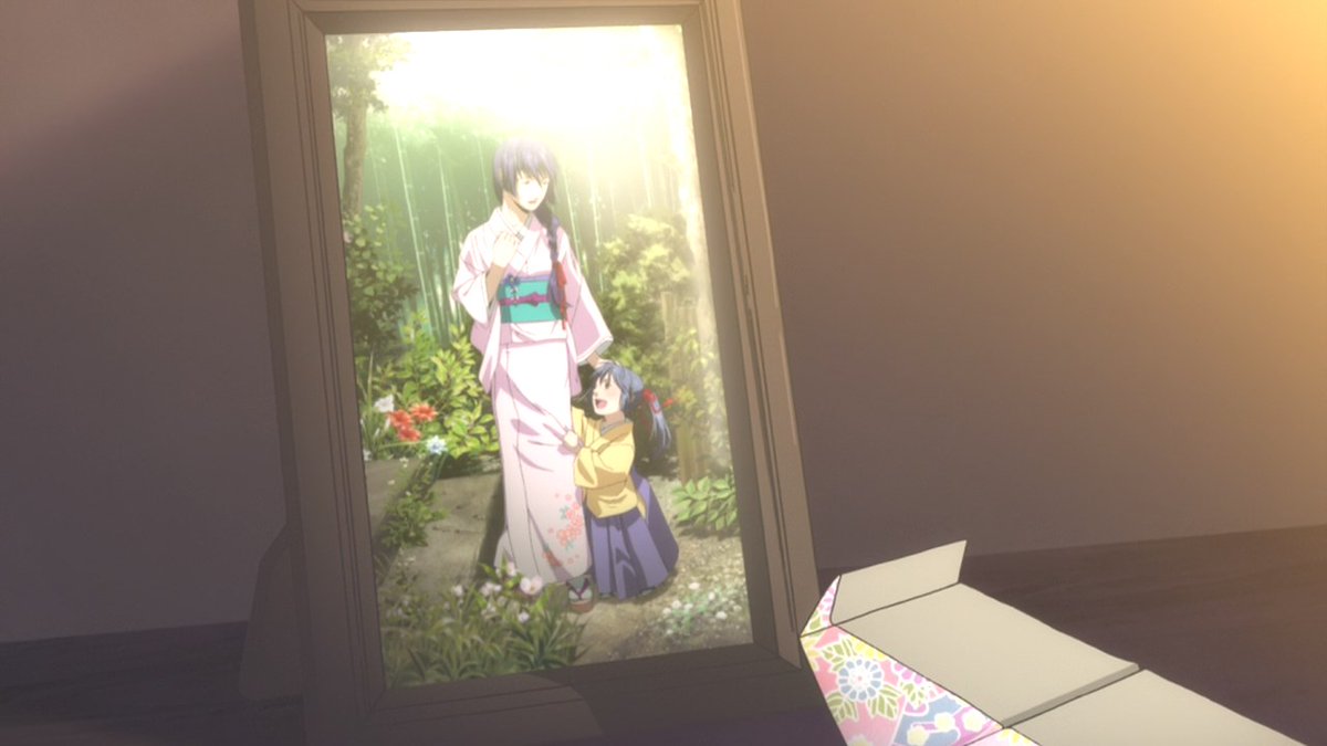 and people were like, "why doesn't Alto cut his hair if he hates being called girly" because his mom used to comb it when he was a little boy making paper airplanes (」゜ロ゜)」it's not complicated (」゜ロ゜)」