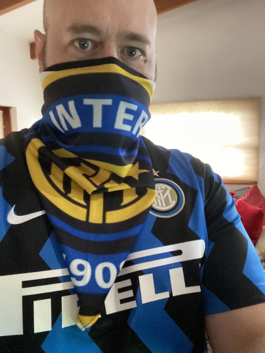 AlexDonno's tweet photo. I know @BigOShow was curious to know if I really wear my #Inter mask alone in my living room during matches. The mask is good luck, and I don’t leave anything to chance. https://t.co/rht1VP3vps