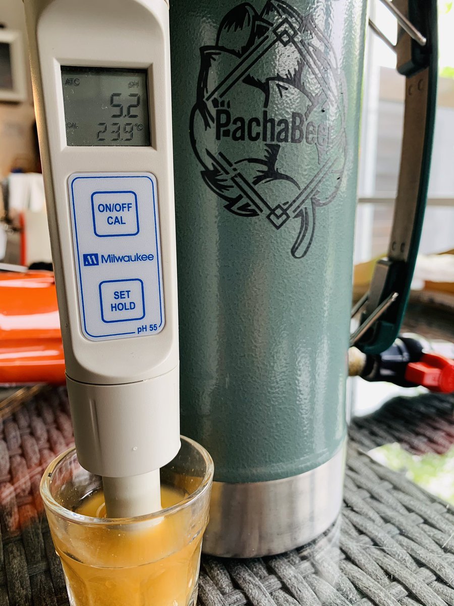 PachaBeer's tweet image. Tiempo de American Amber Ale “El Bastión Edition”, de Puerto Rico 🇵🇷 para el mundo 🌎 (BJCP-2015-19A-GI-E): D.O.: 1054, SRM: 16. A fermentar... o como diría su mentor: “Seguimos”!!!