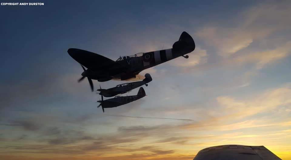 #warbirds &amp; #sunsets

#ultimatefighters