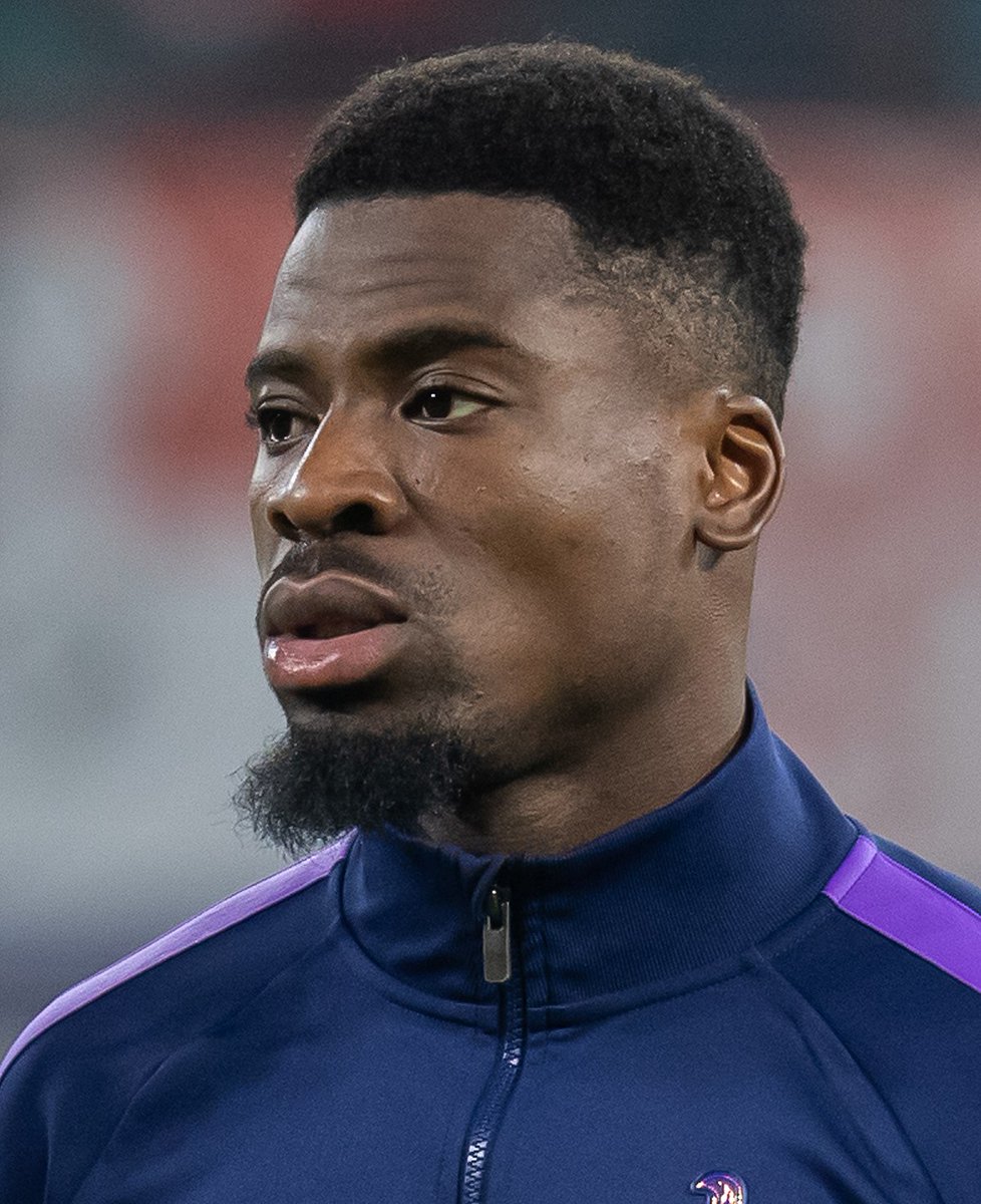 Aurier-> Has been top 3 RB's in the PL this season.apart from that stupid mistake against Leiceister he has been phenomenalUnreal physical condition and a good crosser genuinely believe that without these mistakes could be a WC RB