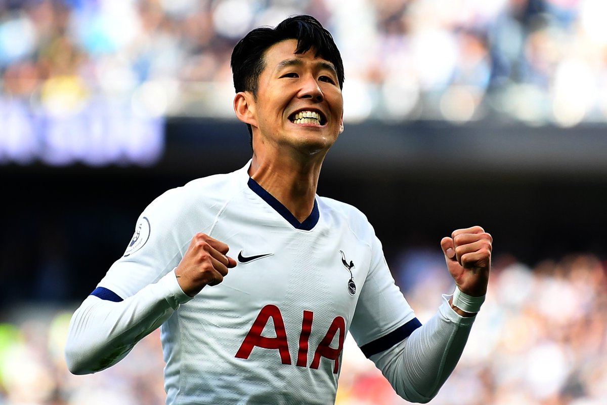 Son:Best finisher itw even stats prove that Phenomenal attacking the spaces in behind Why Son as RW instead of LW?Because Stevie is better in keeping the ball Sonny is better attacking the spaces in behindImagine Stevie passing the ball and Son attacking the space