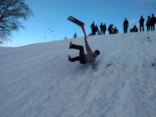 ReidsColl's tweet image. A day on the slopes @GlenalmondColl started with such high hopes for our boarders.  Olympic dreams gloriously dashed!