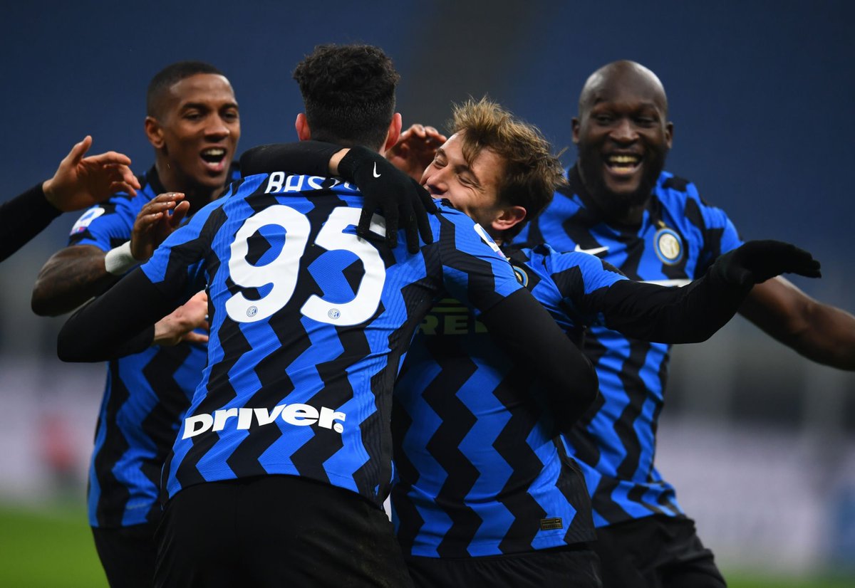 LocoxelfutbolG's tweet photo. Serie A de Italia | Finalizado: Inter de Milán 2 (Arturo Vidal, Nicolo Barella) - 0 Juventus.
#SerieA_LxF https://t.co/PFWPCnGLtz