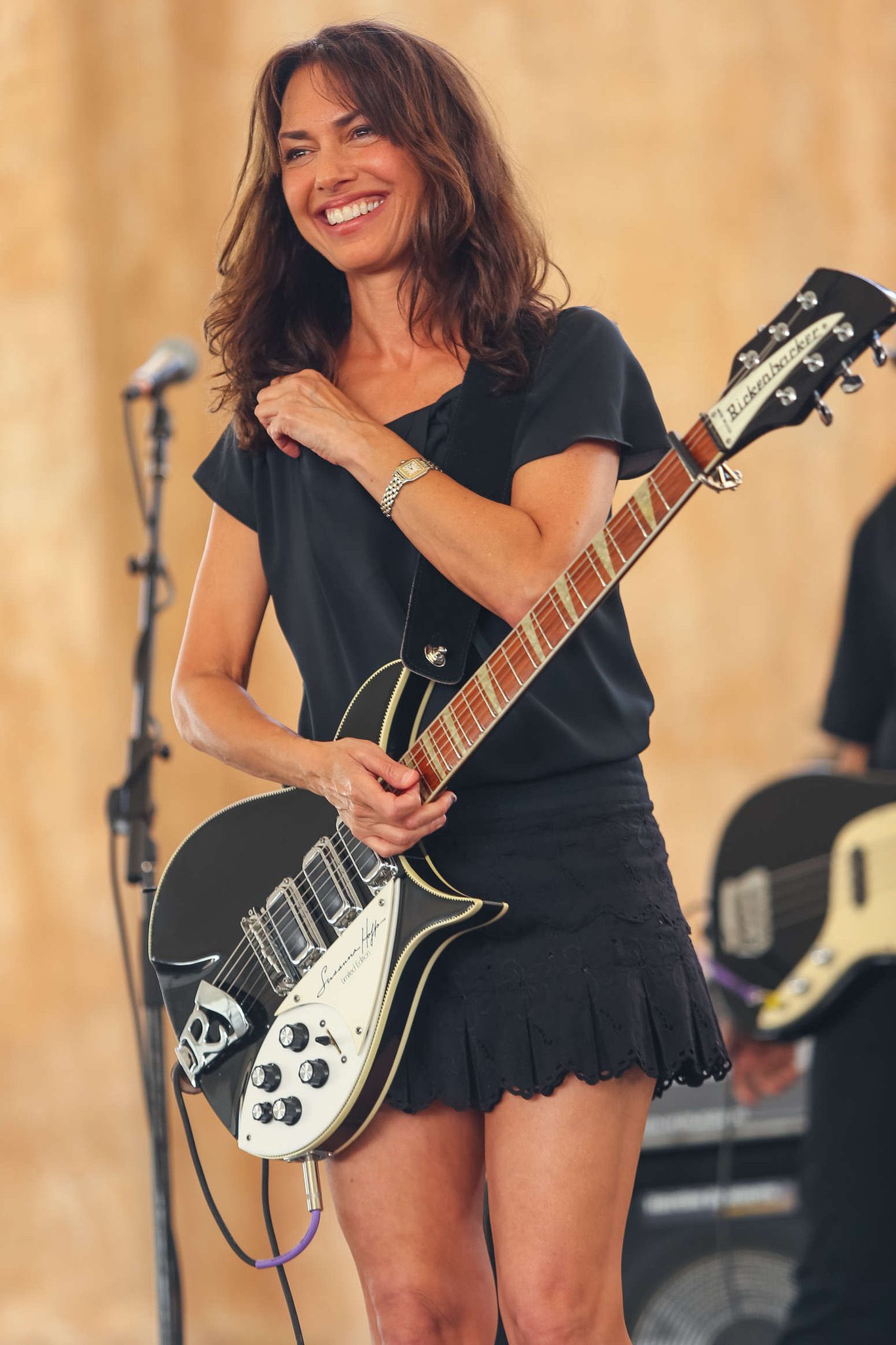 Happy birthday Susanna Hoffs...    