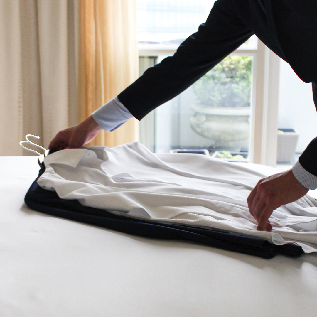 Living the suite life. Travel with business in style while checking in at our Halo Penthouse, the perfect room to wind down at the end of your working day. 

#lodenhotel #vancouver #yvr #christmas #festiveseason #coalharbour #canadahotel #boutiquehotel