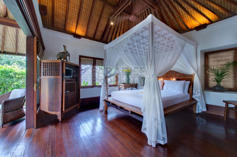 ppgroupbali's tweet photo. Stunning and Unique 3 Bedroom Villa For Sale In Pererenan, Canggu
For more information or to arrange a viewing, please contact: info@ppbali.com or phone: +62 361 737357 or Whatsapp: +62 812 3918 9181 or click https://t.co/TUrrX0ANLC
#balivillaforsale #baliproperty https://t.co/cYQvUwLt6S