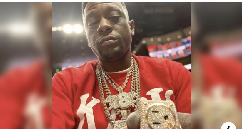 YoungFlyNupe's tweet photo. Someone tell @BOOSIEOFFICIAL Happy J5? https://t.co/Uma23SZaGt