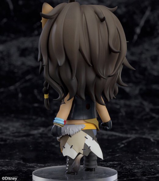 ツイステ グッズ 予約情報（缶バッジ・アクスタ・ぬいぐるみ…など