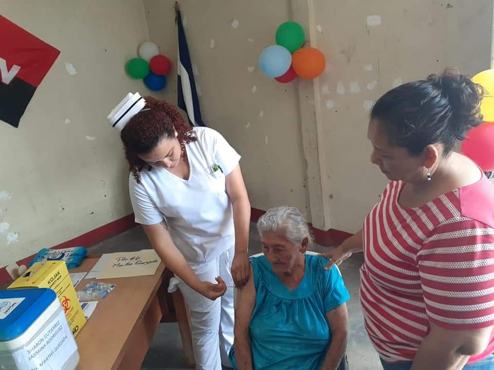 JhonnyNicaragua's tweet photo. Nicaragua inicia Campaña Nacional de Vacunación contra la Influenza este miércoles #6Enero, está campaña está dirigida a personas mayores de 50 años con factores de riesgo y que no hayan sido vacunados el año pasado. #DanielYRosario2021 https://t.co/aohActeaCt