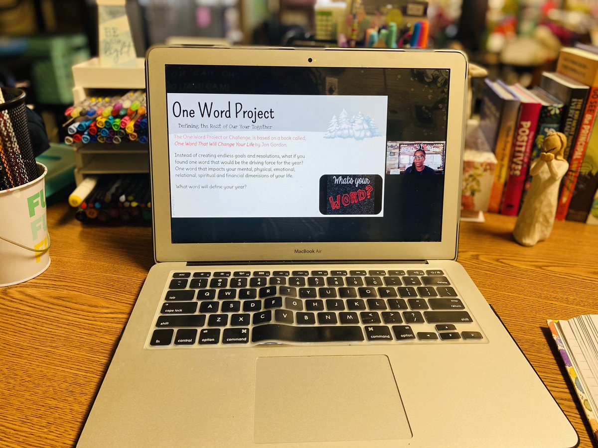 CHES_TAG's tweet image. CHES SHOUTOUT!!!
Mrs. Rubin’s class did an awesome job today as they completed the One Word Project! Students were able to select their word for the year! It was a process finding the word, but they got it done! @mrsrubinsworld #chesRubin5 #SEL #goals #myword #whatsyourword