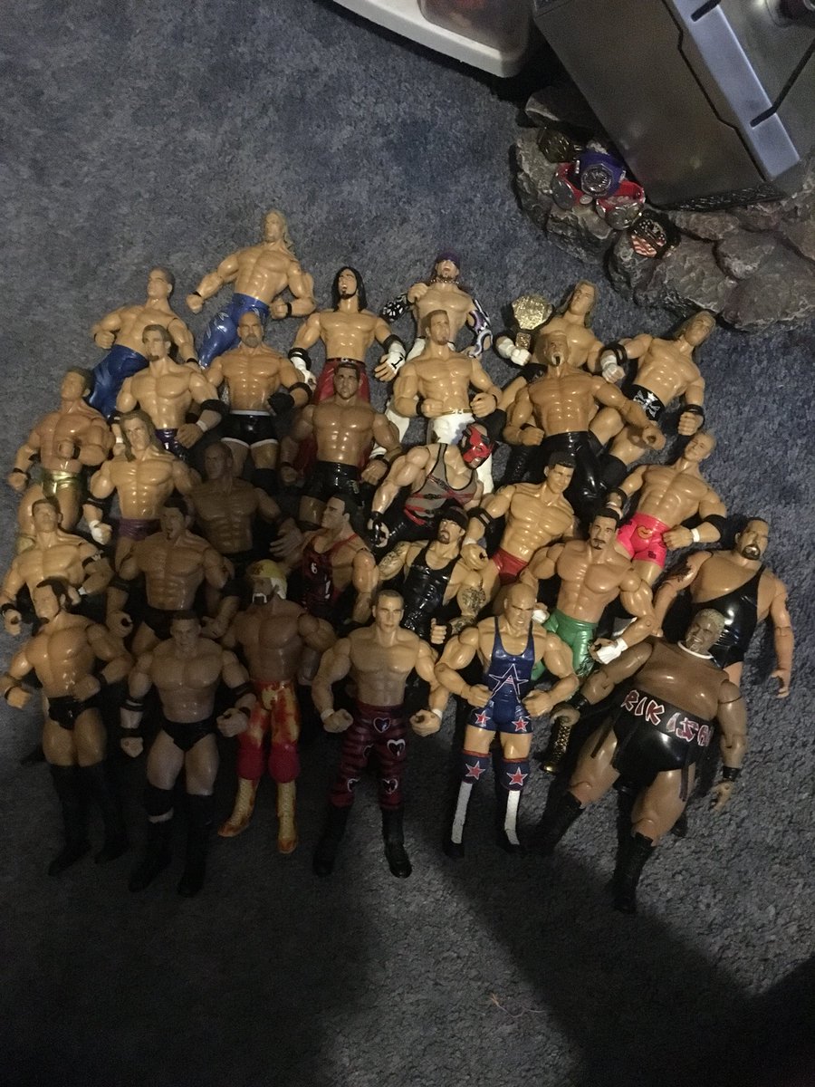 Found a ton of my childhood Jakks Ruthless Aggression WWE figures! Some of these are pretty rare nowadays, especially Lesnar, Goldberg, and that awesome Jeff Hardy!

Crazy that these are 16-18 years old now... https://t.co/3UJcDB2hxe