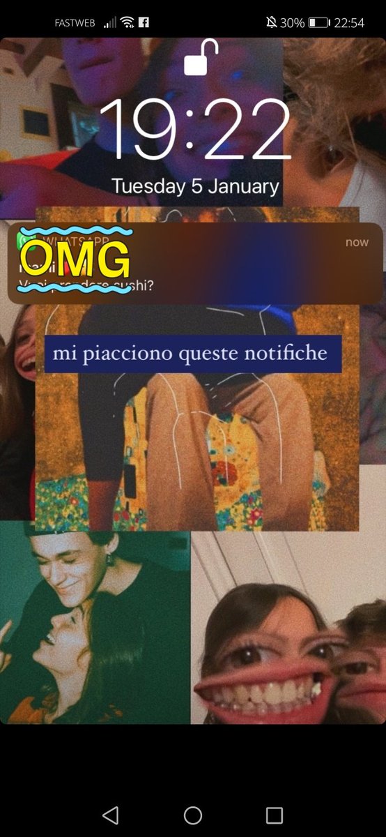 Dennah36657834's tweet photo. Soddisfazione della vita, @sofiasutaa che ha il mio edit (il. Quadrato al centro) come sfondo del cellulare. Ciao a tutti proprio ✨ https://t.co/wXlPqJ6gXf