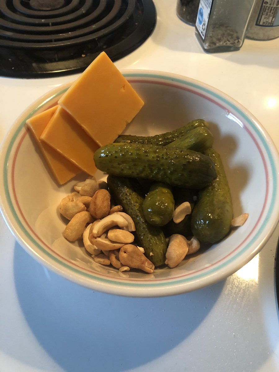 Ultimate afternoon snack. #lifehack #snackhack

✔️ Cracker-cut cheese
✔️ Pickles
✔️ Cashews

Follow for more great tips.