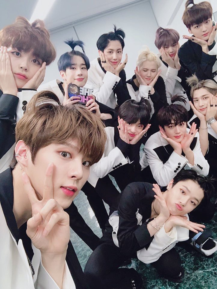 jumphih's tweet photo. ずっとX1を忘れない！！！
#ForeverWithYou_X1_OneIt
#RememberX1Always https://t.co/OnUCuDkmME