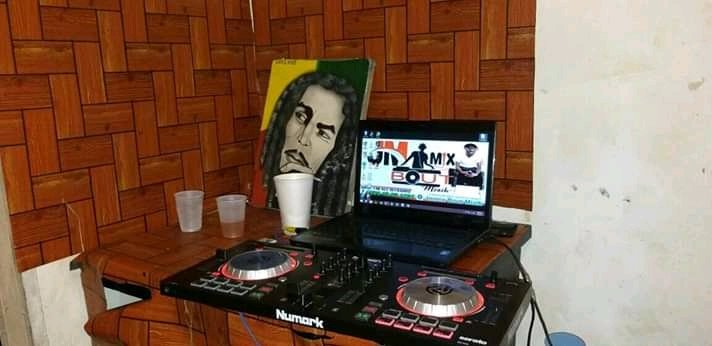 BoutMix's tweet photo. https://t.co/40M6sPsKv1