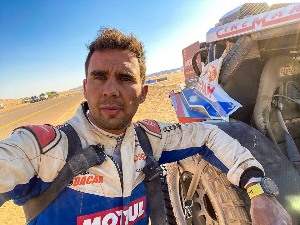 #Dakar2021 

<a href="/Torlaschi_1/">Ricardo Torlaschi</a> 🇦🇷 #SGuayasamin 🇪🇨
 ( Cuenta IG 📷)
Comentario  📜 Finalizada la  #Etapa2
"Día duro falla en el motor . Más de 16hs arriba del auto . Pero acá no se afloja , vamos que se puede ".