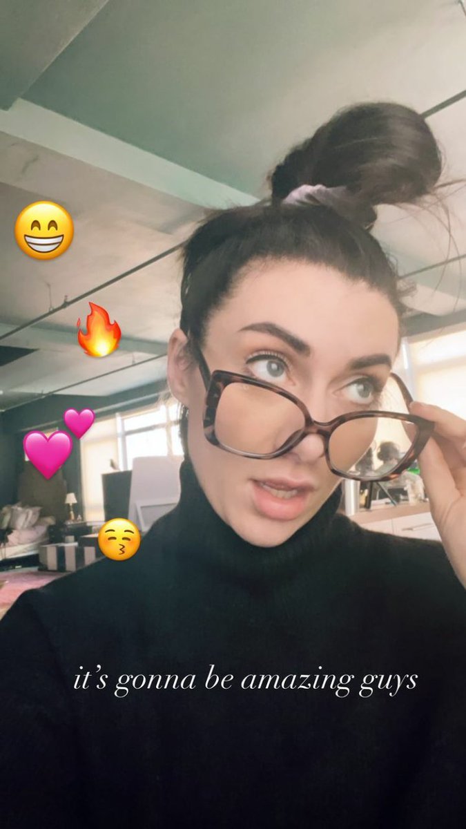 QveenHLately's tweet photo. 📷 @qveenherby about the process of making her upcoming debut album #QH1 via instagram https://t.co/sTcgmTUvYd