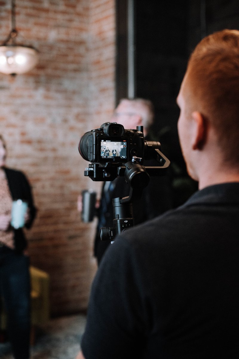 MaxwellStrat's tweet photo. We had a little fun today creating our fam video! Thank you Lee Real Estate  for letting us once again use your awesome space. Thank you, Ryan Sheldon for helping us bring this vision to life! 

We are so grateful for this community and it's  gems! 😍 https://t.co/V5v94reEXl