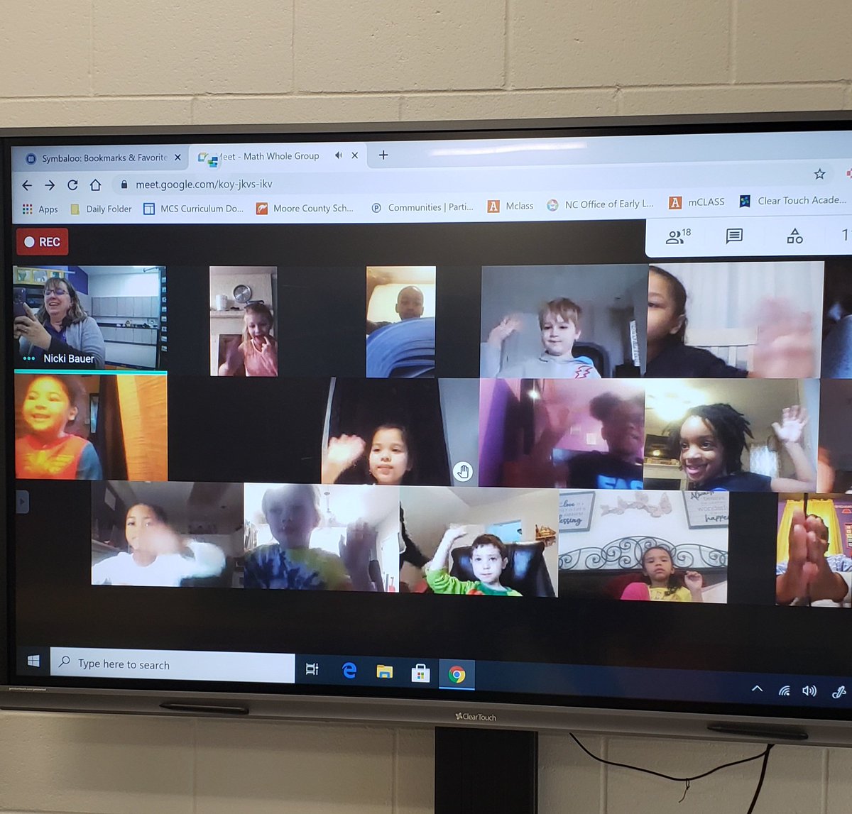 Nicki Bauer tweet media