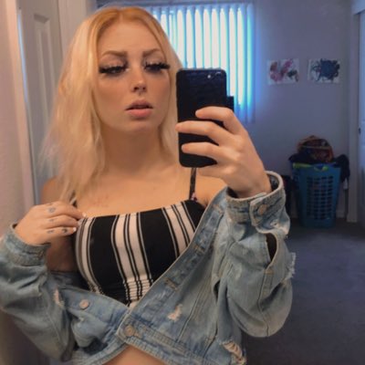 privatelifetiff's tweet photo. #NewProfilePic https://t.co/r51V0VwtcT