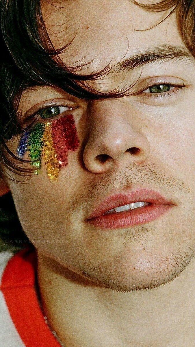 MdmgSamiraa's tweet photo. I love this photo:)
#HarryStyles #HARRY #OneDirection #NiallHoran #LOUIS #LarryStylinson #TPWK #fineline #Directioner #GRAMMYs #larryforever https://t.co/CW90SmjZra