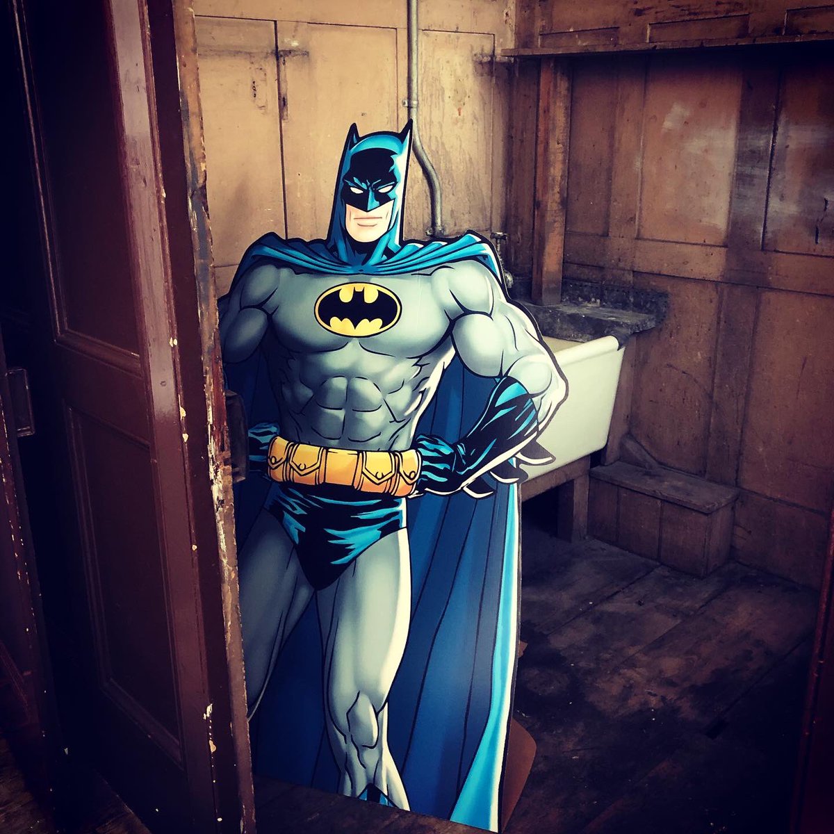 Load out in Wayne Manor today.