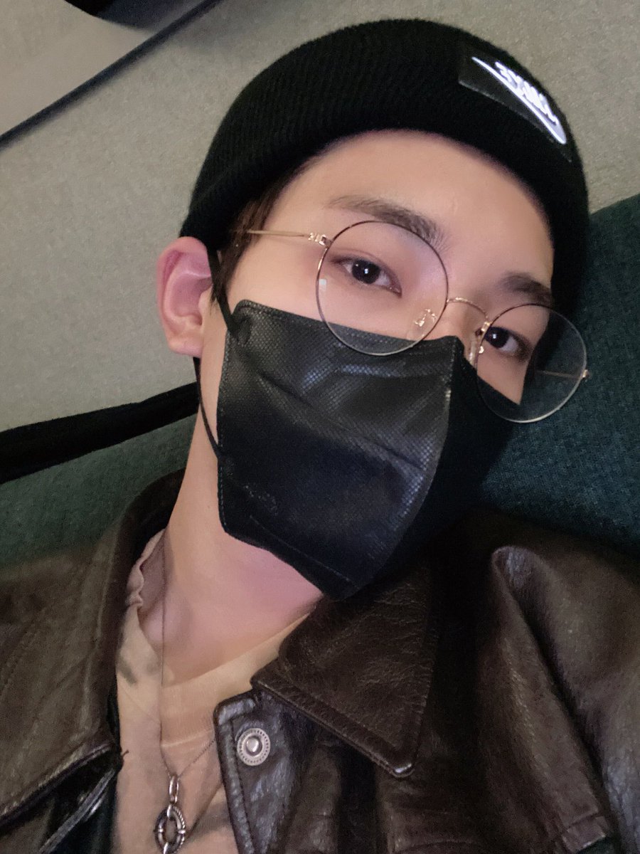 soonwonyoon's tweet photo. goodmorning sabi nila kapag inlove ka bumabagal ang mundo mo https://t.co/QzmWOBSvvg