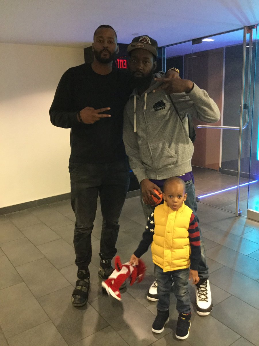 Ur Bout To Lose 🎮🕹 tweet media