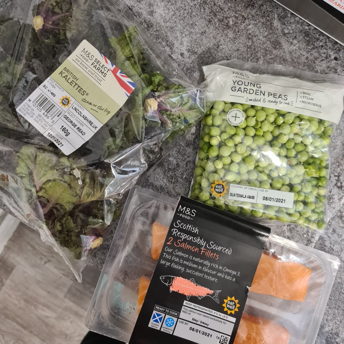 MissPaulaGreen's tweet image. This will be tonights steamed #Dinner ! 

Steamer: @RussellHobbsUK
Food: @marksandspencer

#SteamedFood #SteamCooking #SteamedDinner #SteamedVegeteables #SteamedFish #Salmon #Kalette #GardenPeas #PaulasFoodTips #PaulasPlates #PaulasFoodAndDrinkTips