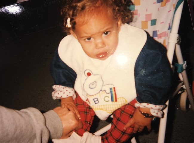 tdemmm's tweet photo. mini taryn                           big taryn https://t.co/ncYYLAJcns