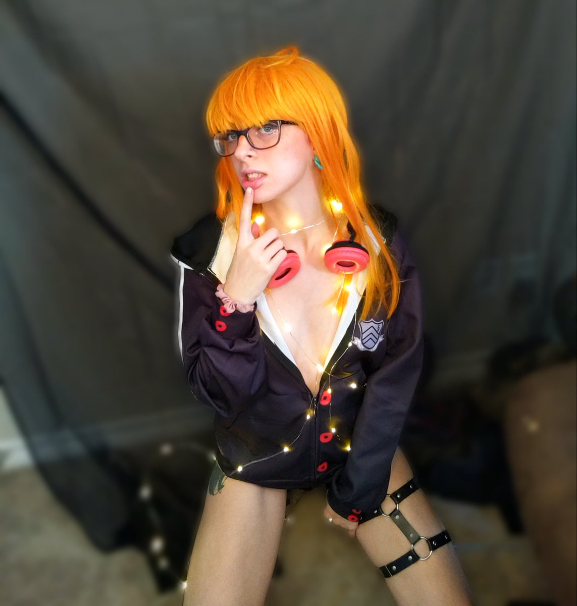 TrashRatcoon's tweet photo. Wanna come into my room? I'll show you my figures #persona5cosplay
#futabasakura #maturecontent #onlyfans #TikTok https://t.co/9PgExNmDTG