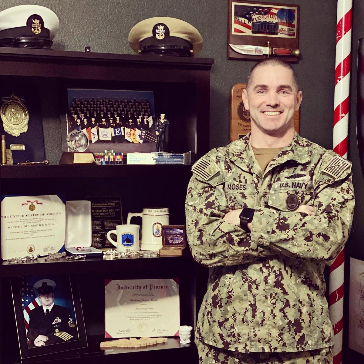 Team Full Gorilla (@teamfullgorilla) on Twitter photo Please help us in congratulating <a href="/TeamFullGorilla/">Team Full Gorilla</a> coach <a href="/RMUltAthletes/">Coach Rick Moses</a> on his retirement from the <a href="/USNavy/">U.S. Navy</a> after 24 1/2 years of service🇺🇸 thank you for your service & good luck in your retirement🦍🏈👨✈️#congrats #retirement #USNavy #coacheswhocare Please help us in congratulating <a href="/TeamFullGorilla/">Team Full Gorilla</a> coach <a href="/RMUltAthletes/">Coach Rick Moses</a> on his retirement from the <a href="/USNavy/">U.S. Navy</a> after 24 1/2 years of service🇺🇸 thank you for your service & good luck in your retirement🦍🏈👨✈️#congrats #retirement #USNavy #coacheswhocare