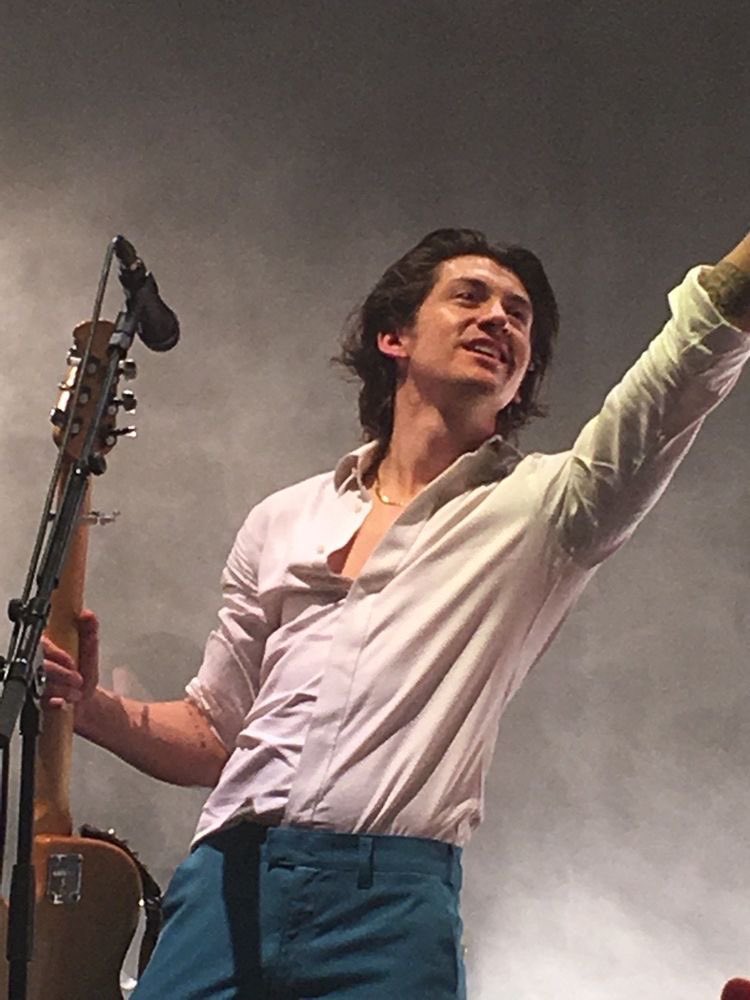 Happy birthday to the loml aka alex turner <3 
