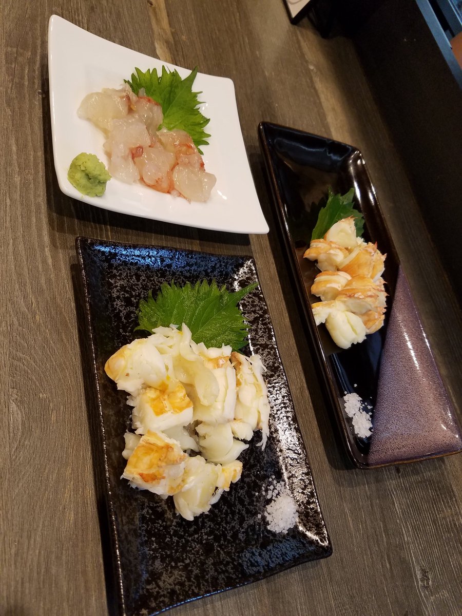 mhf_free's tweet photo. 伊勢海老をさばいてもらった❗ https://t.co/6TLpRZFMbE