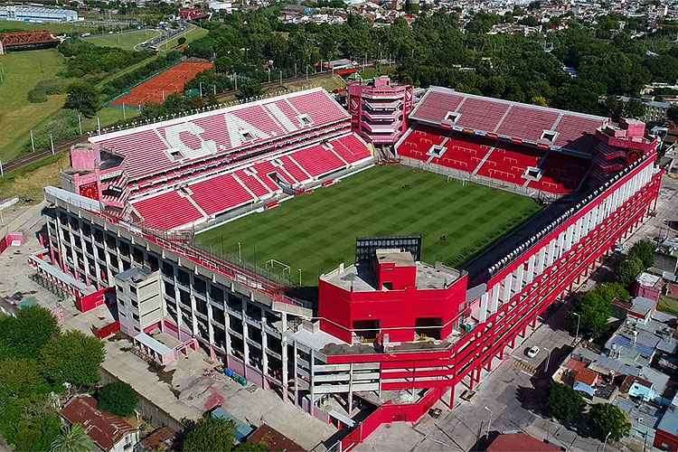 LPorconera's tweet photo. Começou a partida no Estádio Libertadores da América na Argentina 🏟️ 🇦🇷

River Plate 0 x 0 Palmeiras - 1° Jogo da Semifinal da Libertadores 🔥

A TAÇA LIBERTADORES OBSESSÃO 🎶🏆🐷 https://t.co/EggxebPuPe